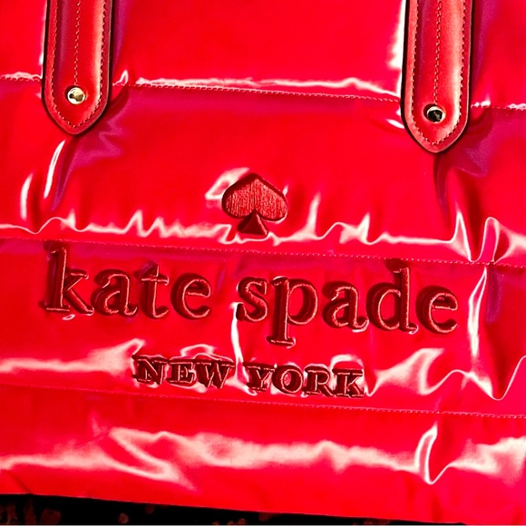BNWT Kate Spade Ella X-Large puffy tote bag quilted CHERRY RED travel work - Picture 6 of 16